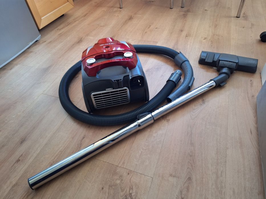 Aspirador marca Ariete