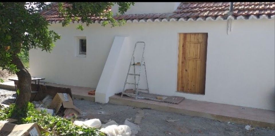 Limpeza de piscinas, terrenos,organização de armazens pinturas entre o