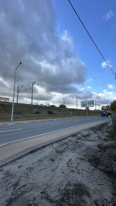 Фасадна ділянка 9 соток в Ірпені - ідеальна під бізнес чи інвестицію!