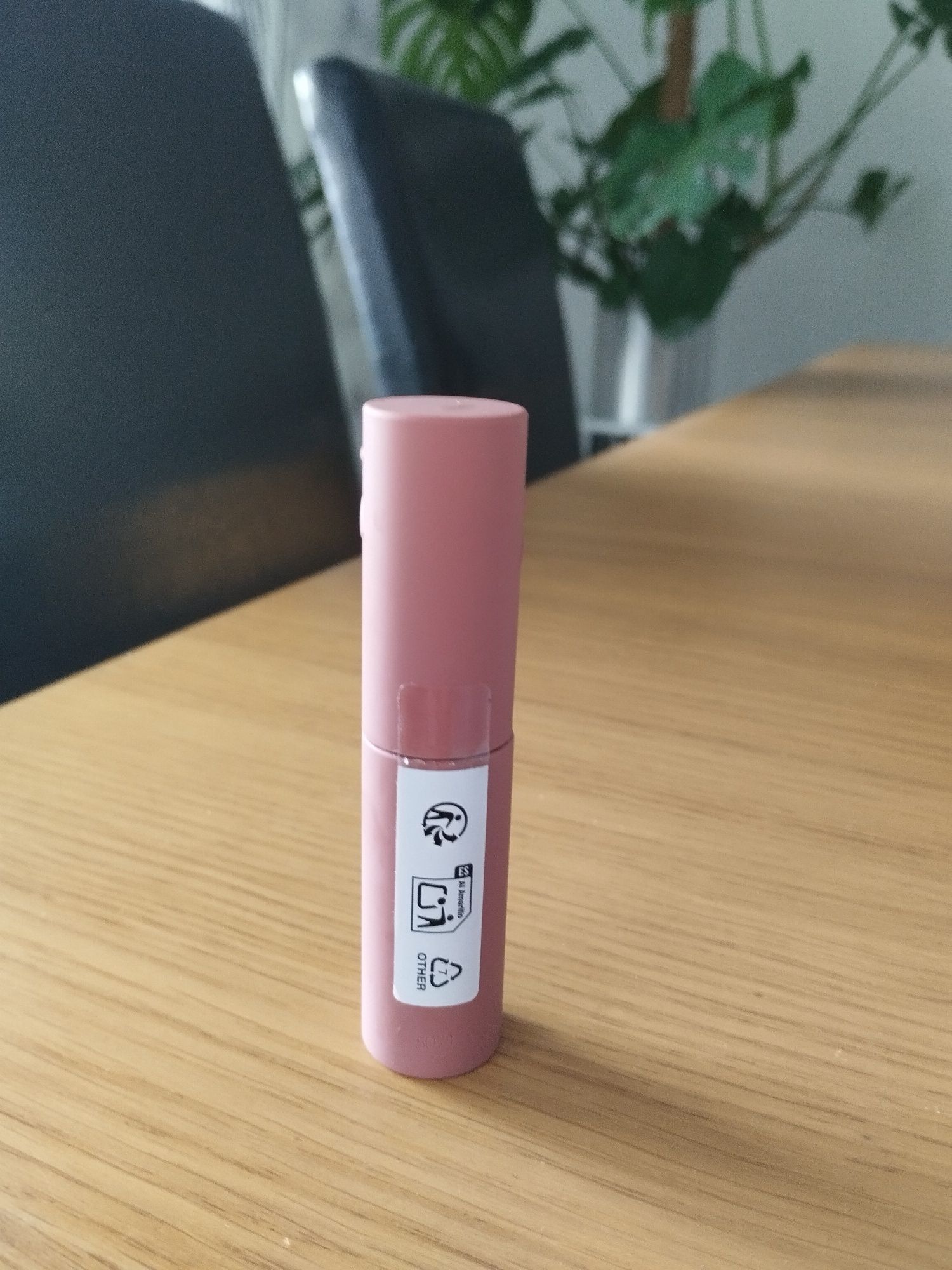 RIMMEL Thrill Seeker Lip Latex