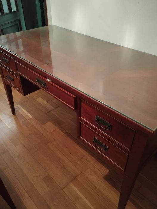 Mesa normal 1,60x0,65 em bom estado