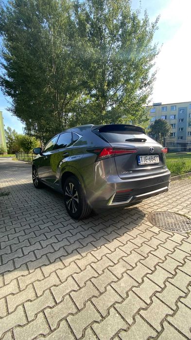 Sprzedam LEXUS NX 2021