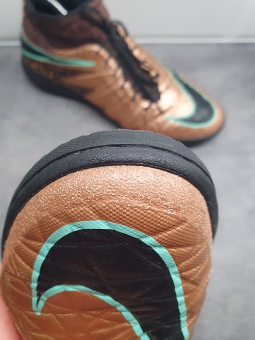 Profesjonalne Elite halówki Nike HypervenomX Proximo IC 42,5