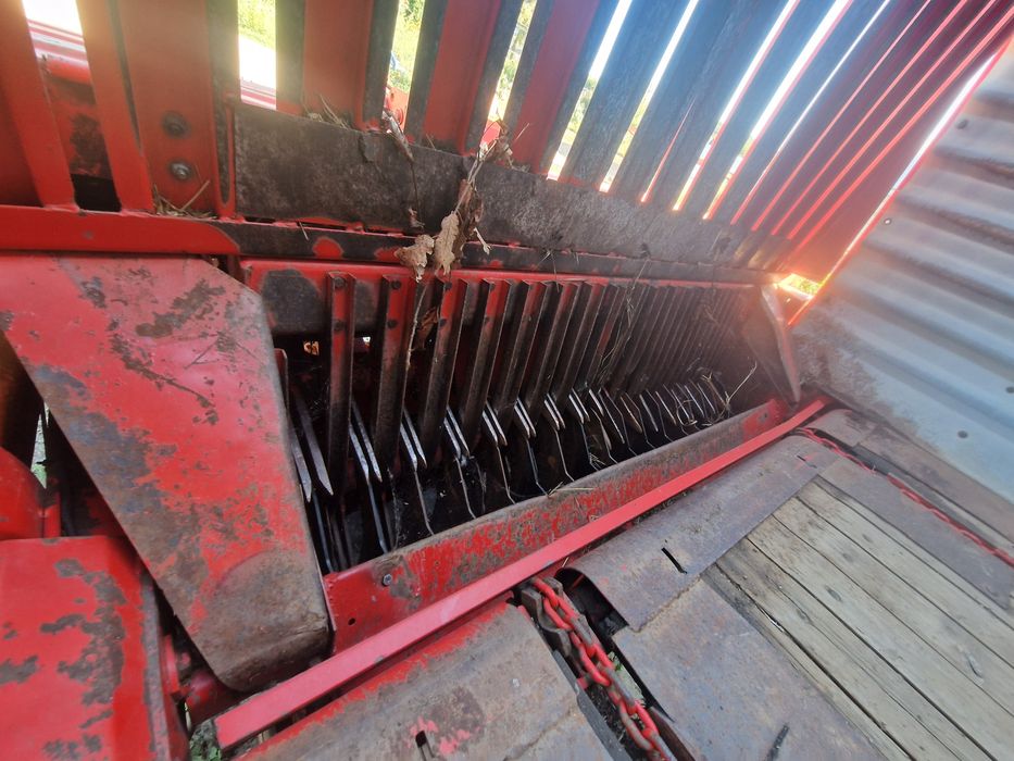Reboque autocarregante forrageiro pottinger