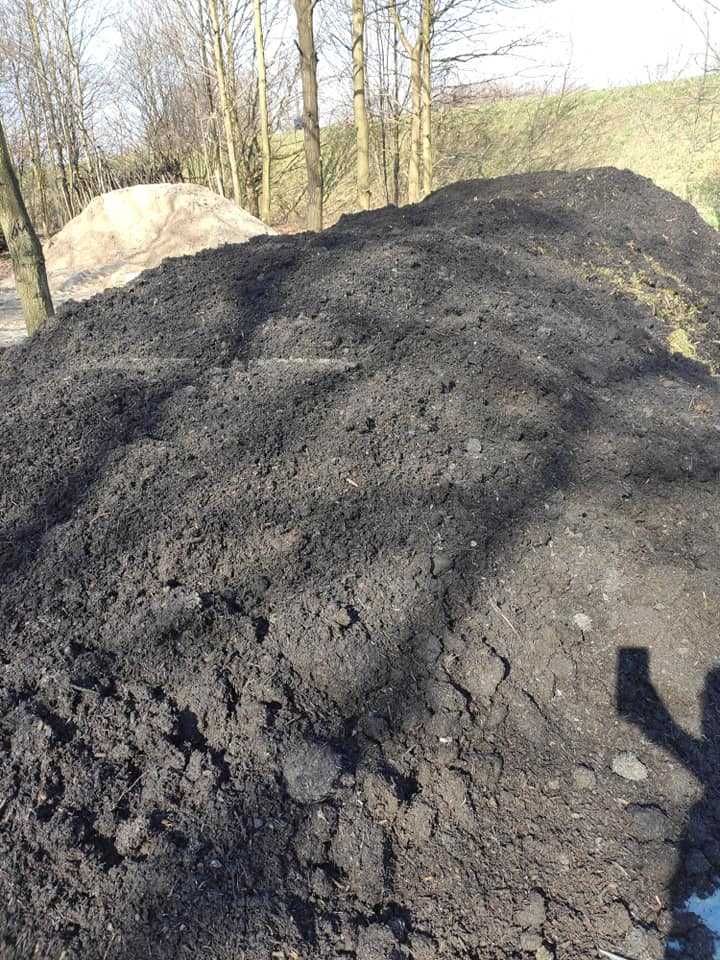 Kompost ziemia ogrodowa nawóz pod uprawy wzbogaca glebę towar premium