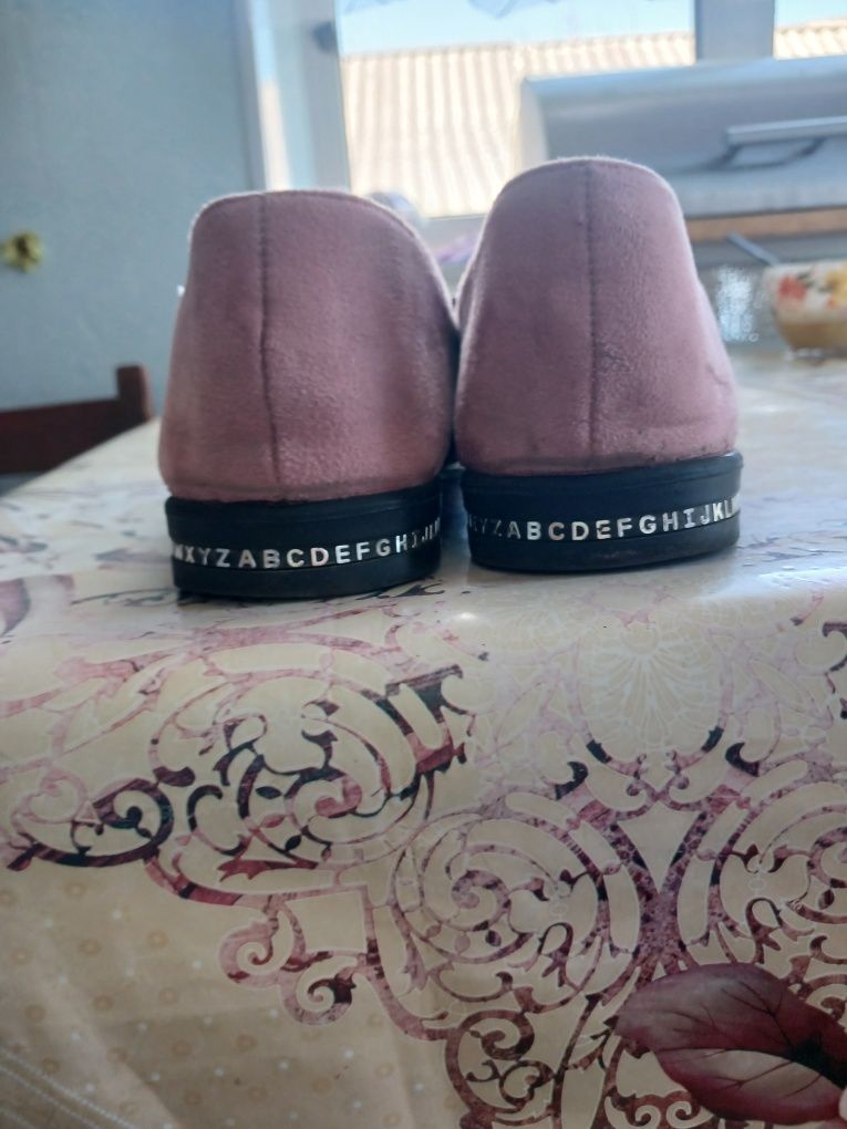 Продам жіночі мокасини 39р
