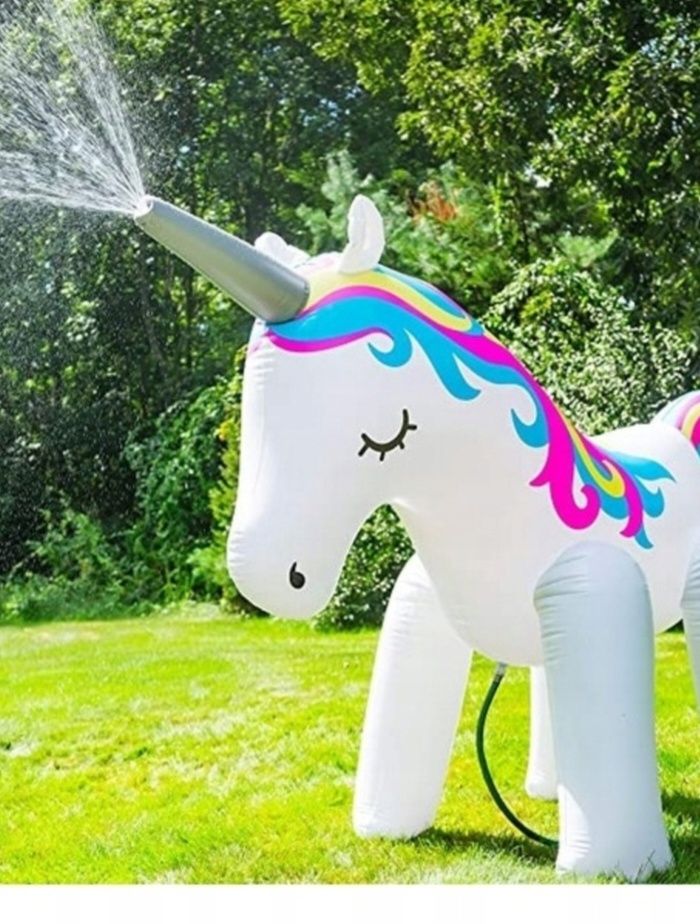 Dmuchany Jednorożec Ze Zraszczem Playground 204 cm