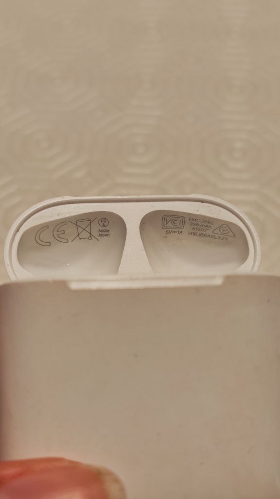 Air pods 2° geração em bom estado