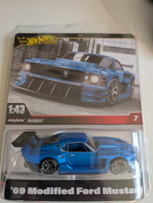 Hot Wheels premium 1:43, '69 Modified Ford Mustang