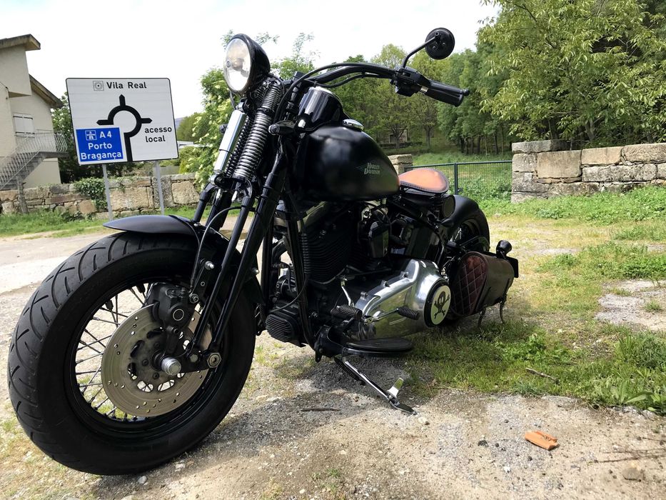 Harley Davidson Crossbones (Softail) 2011