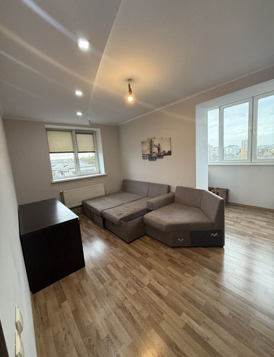 Продам квартиру в центрі міста