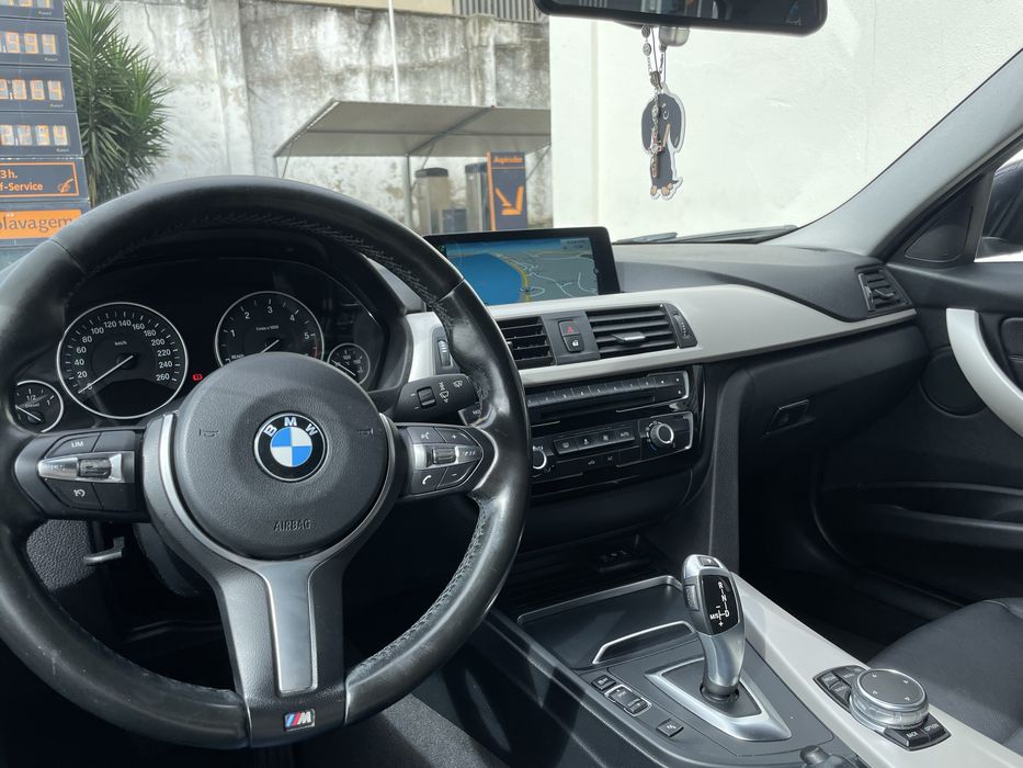 Bmw 320d xdrive - Auto