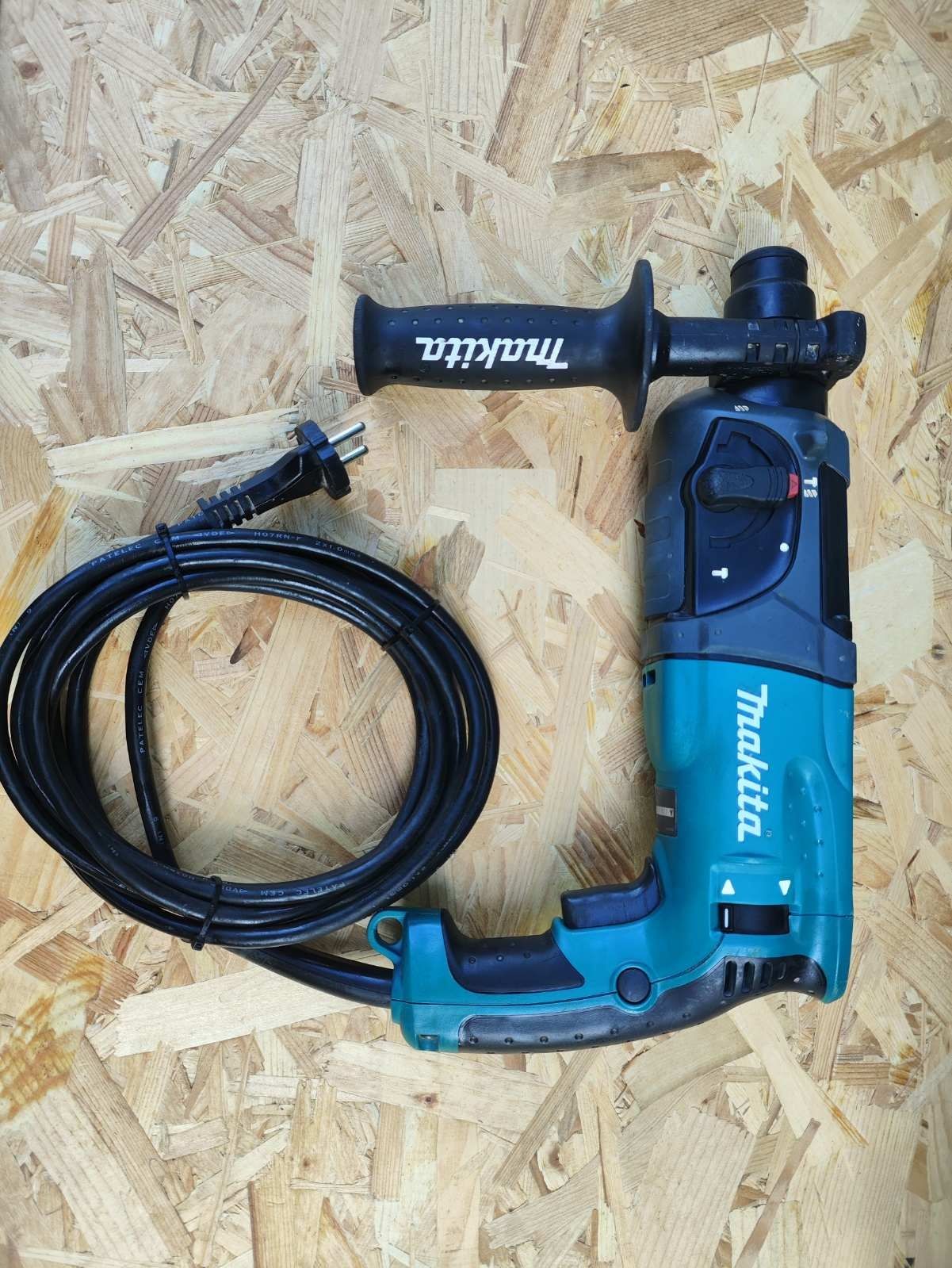 Перфоратор макіта, makita HR2470