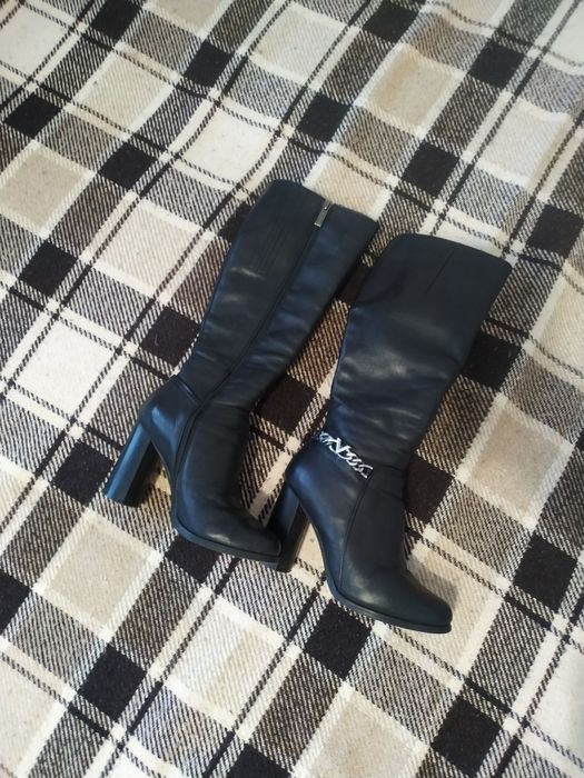 Чоботи черевики ботфорди жіночі