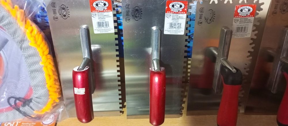 Ручний інструмент фірми Olejnik, для штукатурів та малярів, новий стан