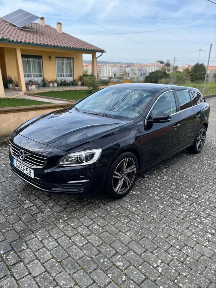 Volvo v60 hybrid