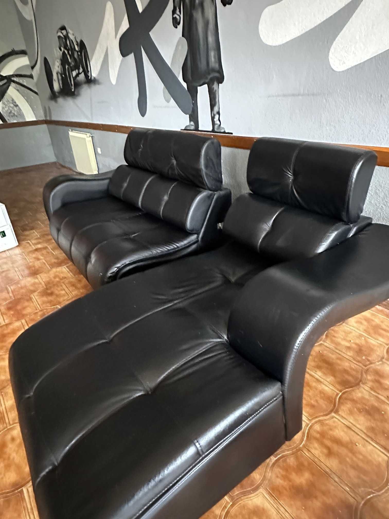 Sofá com chaise em Polipele