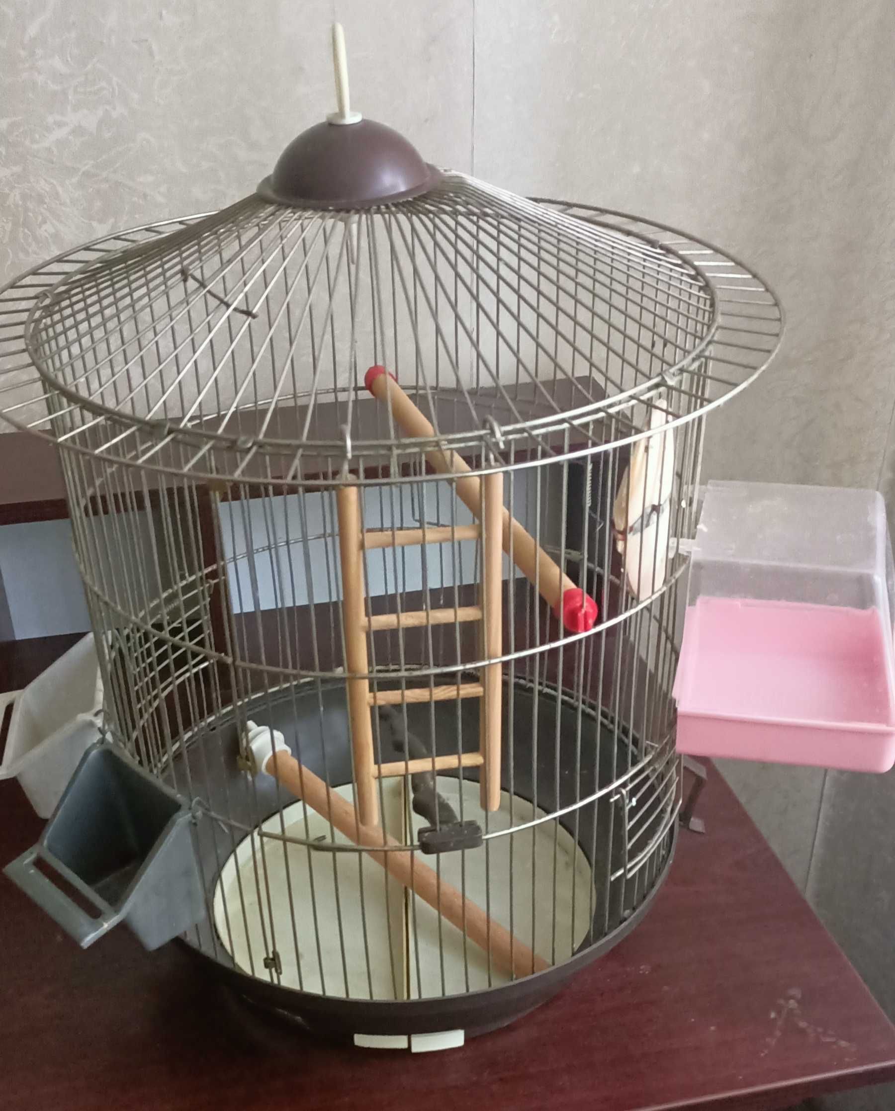 Клітка для папуги