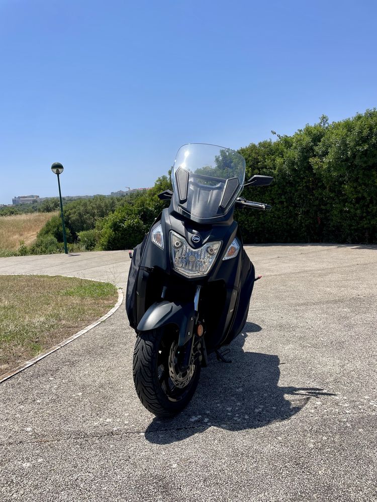 SYM Joymax 300i Z | Conforto, Potência e Economia