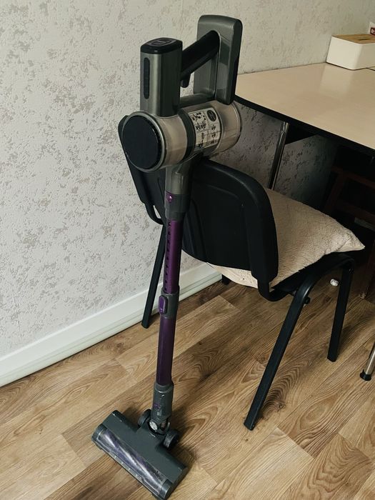 Бездротовий акумуляторний Пилосос: Pro Max V14.