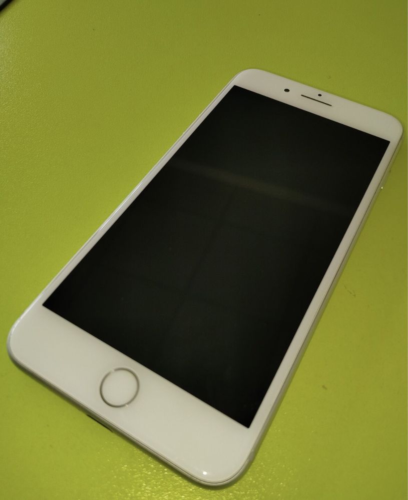 iphone8+ срочно!!