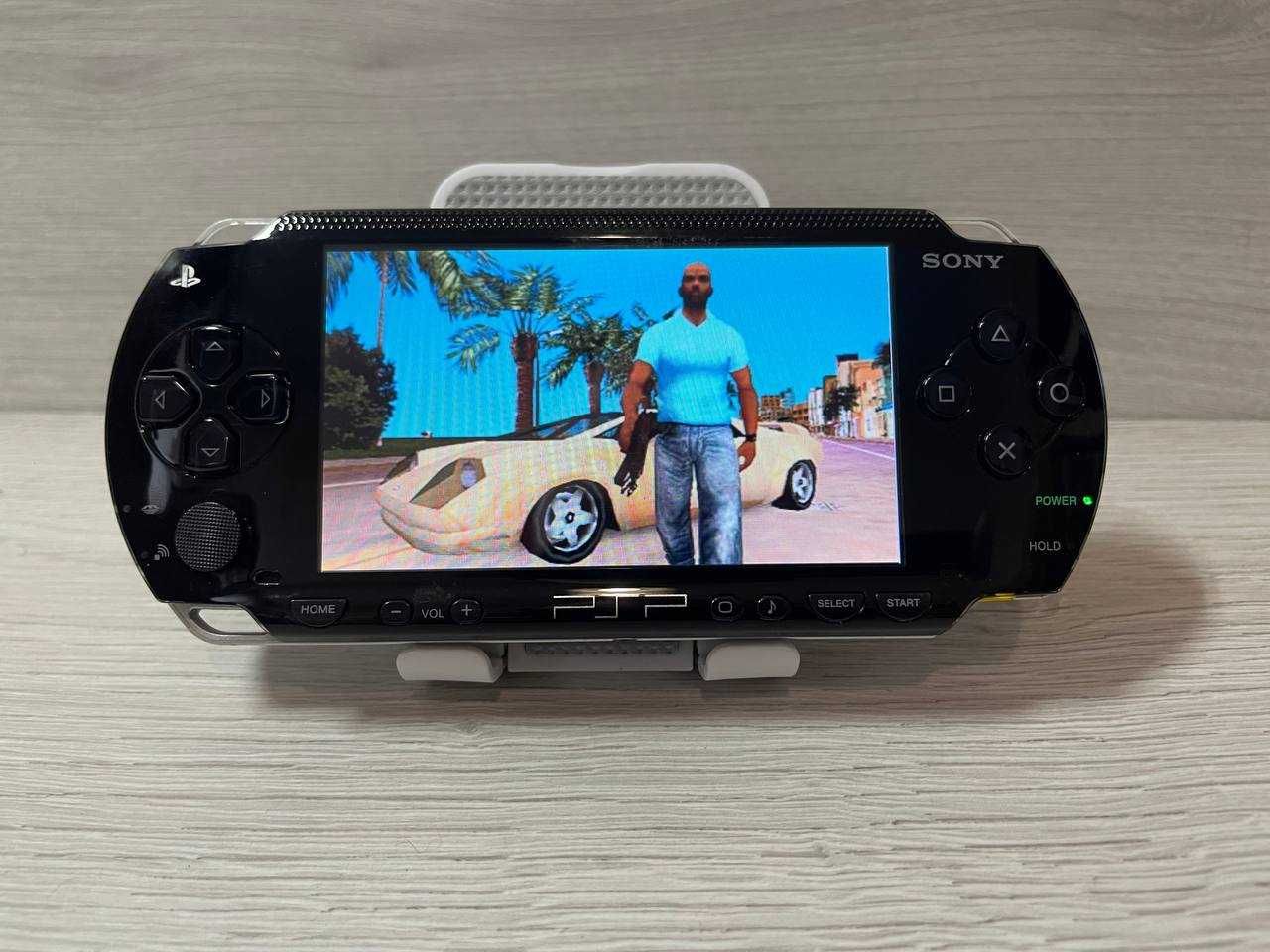 Sony PSP Black 32GB +40 ігор на картці