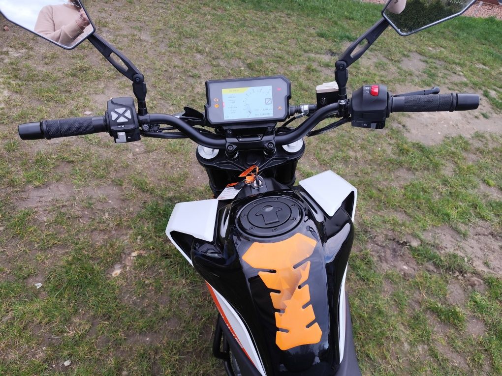 KTM Duke 390, sprowadzony, opłacony,2022r,6600km przebieg!