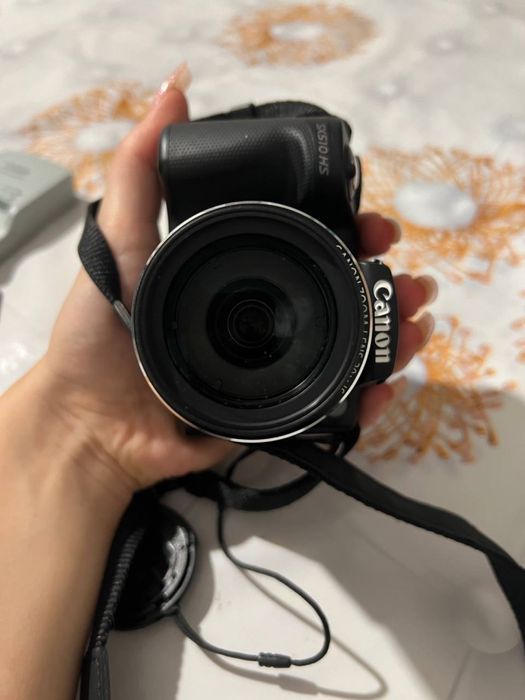 Камера Canon SX510 HS чехол, заряд. для баттареи и карта памяти 256ГБ
