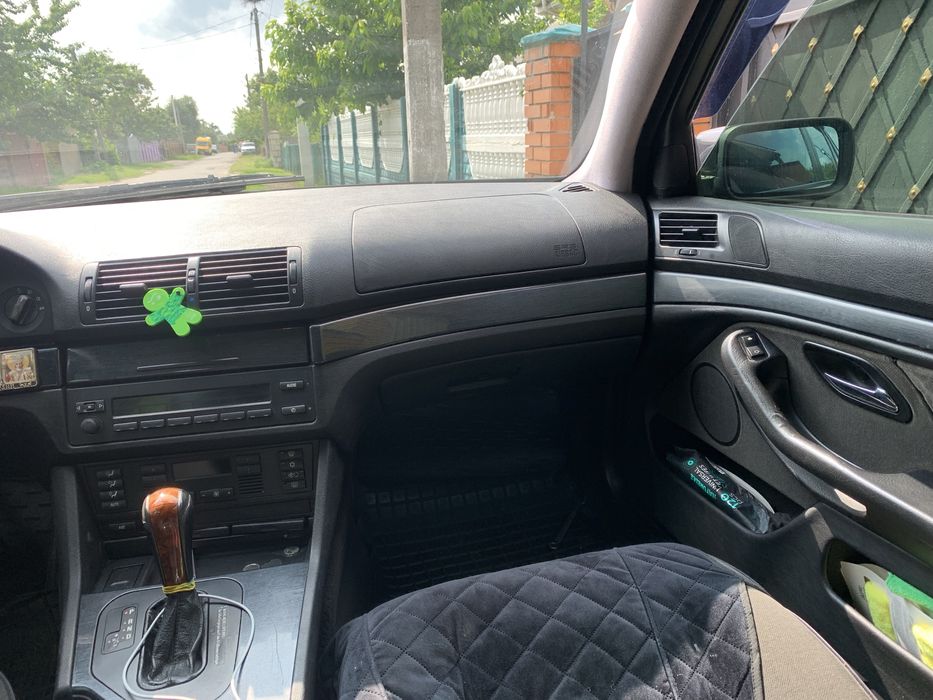 Продам BMW E39, універсал.