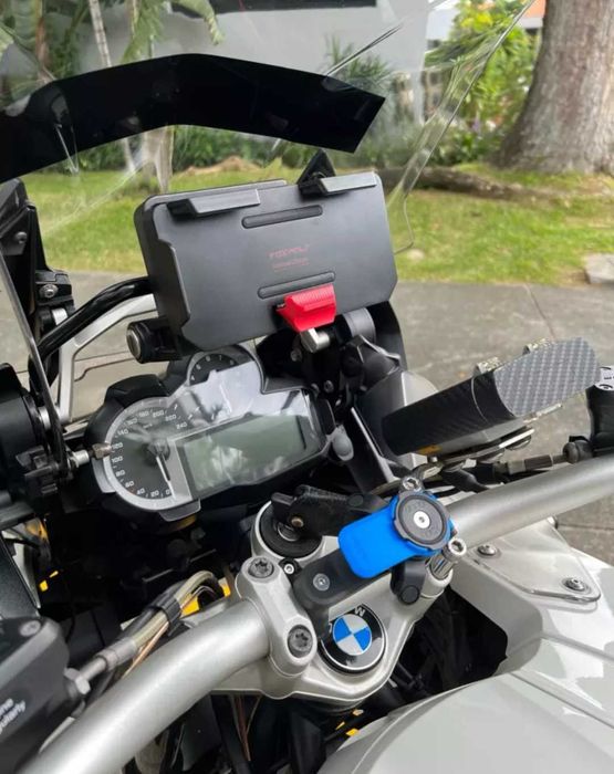 Suporte p/ telemóvel com carregamento wireless e usb p/ modelos bmw