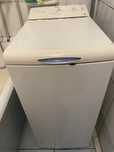 Продам стиральную машинку Whirlpool