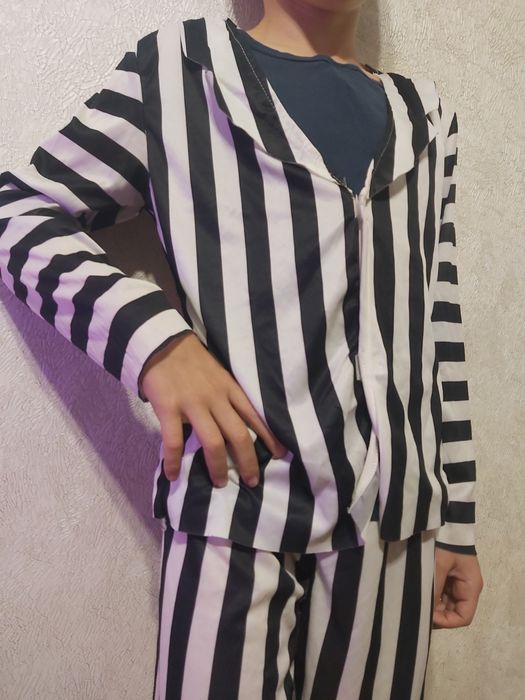 Костюм заключеного, зека на хеловин на 8-10л.