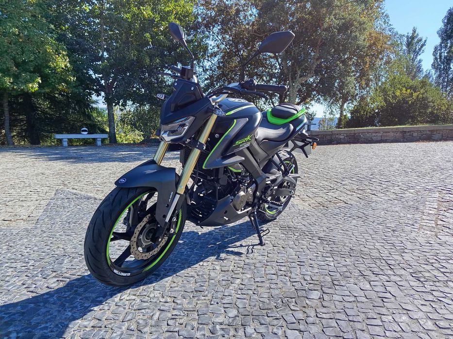 QJ MOTOR SRK 125 só 2,000 kilómetros( nova )