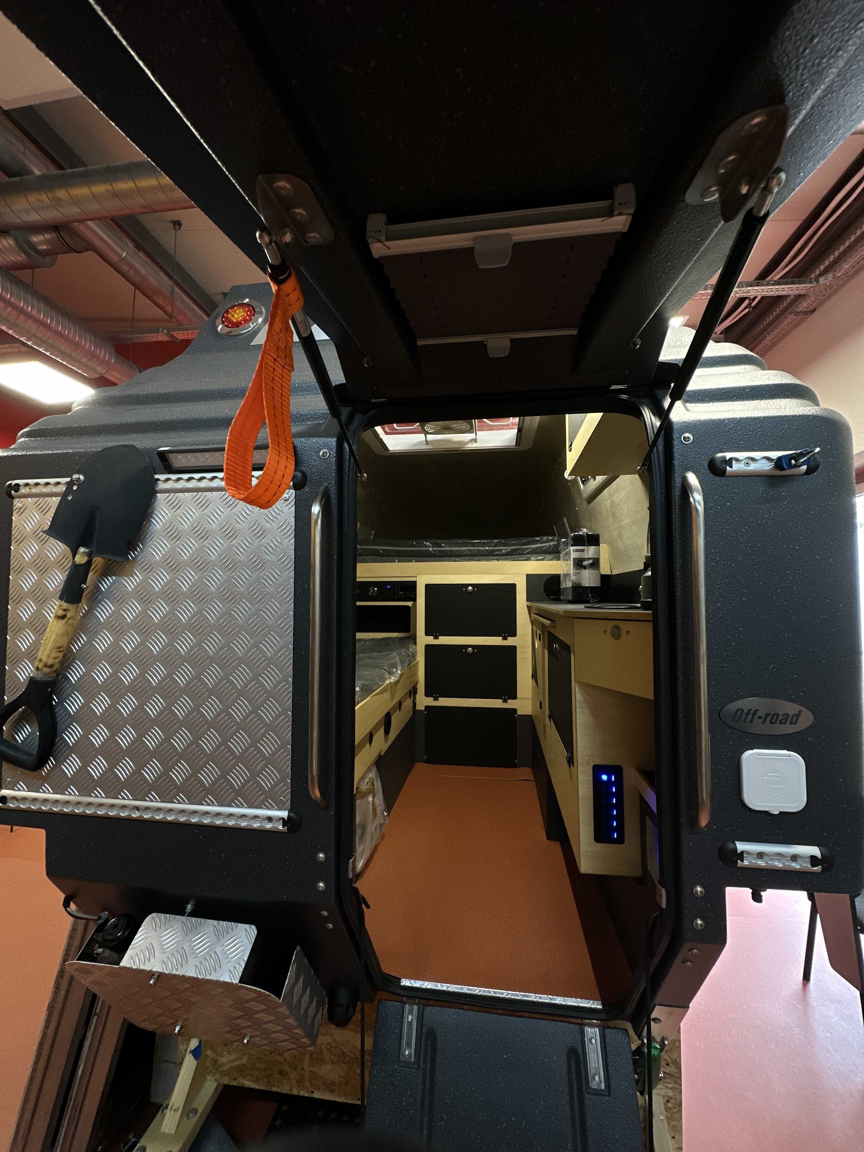 Kapsuła Azar4 na pick-up kamper-a - Nowy Off-Road do negocjacji !