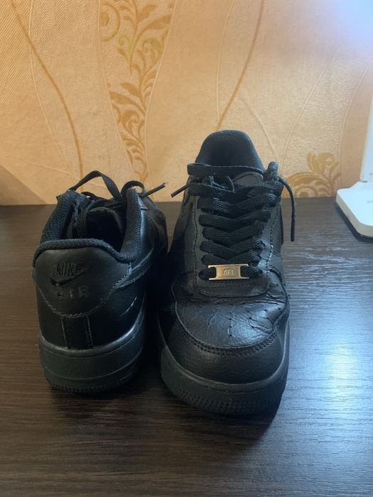 Nike Air Force 1 Black — оригинал,б/у