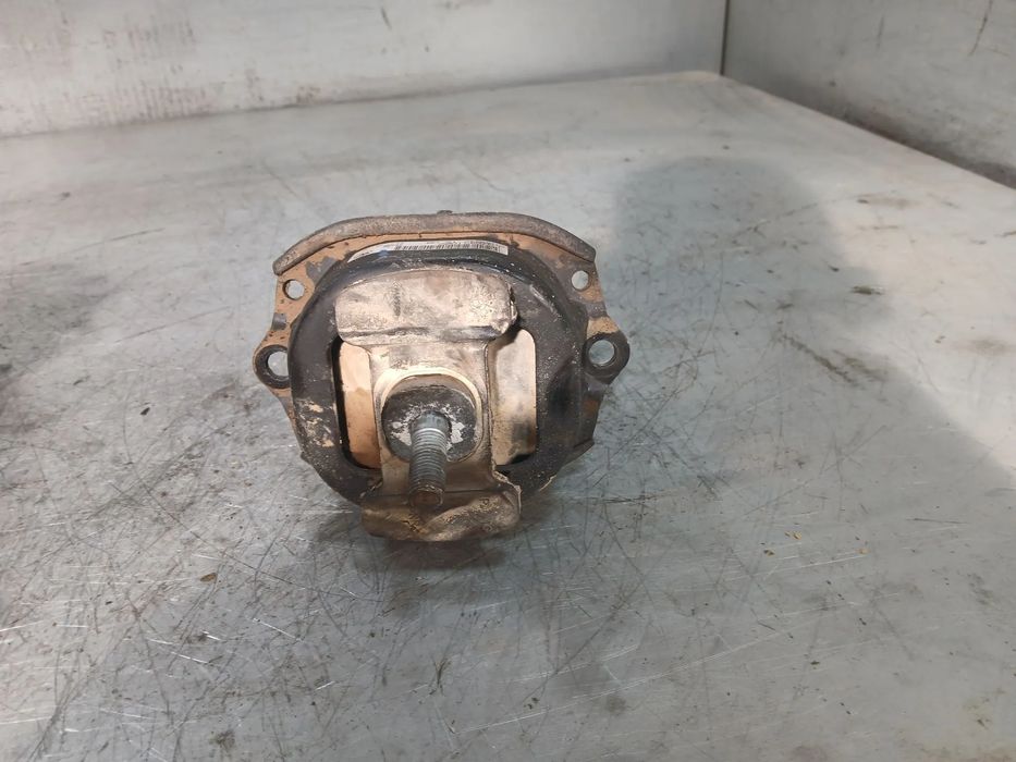 Apoio do motor BMW X5 (E70)