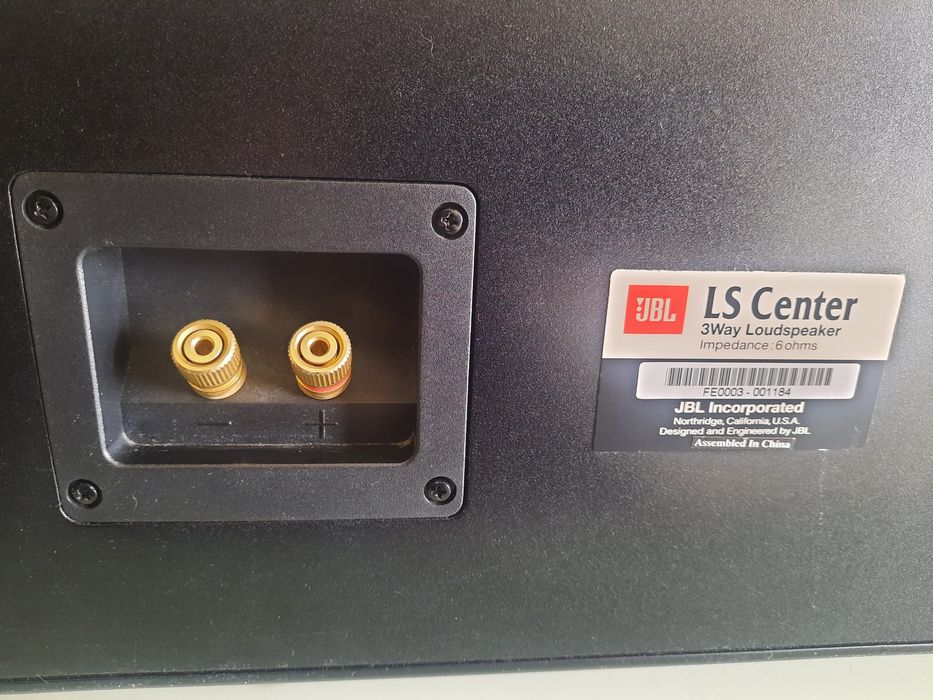 Coluna central JBL