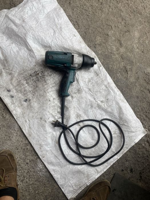 Гайковерт makia tw 0350