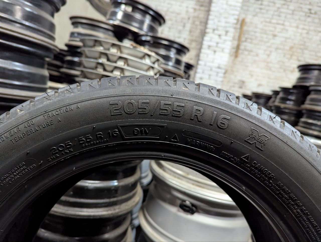 Шина 205/55 R 16 91V Michelin Energy Saver. Одне колесо. Розпаровка.