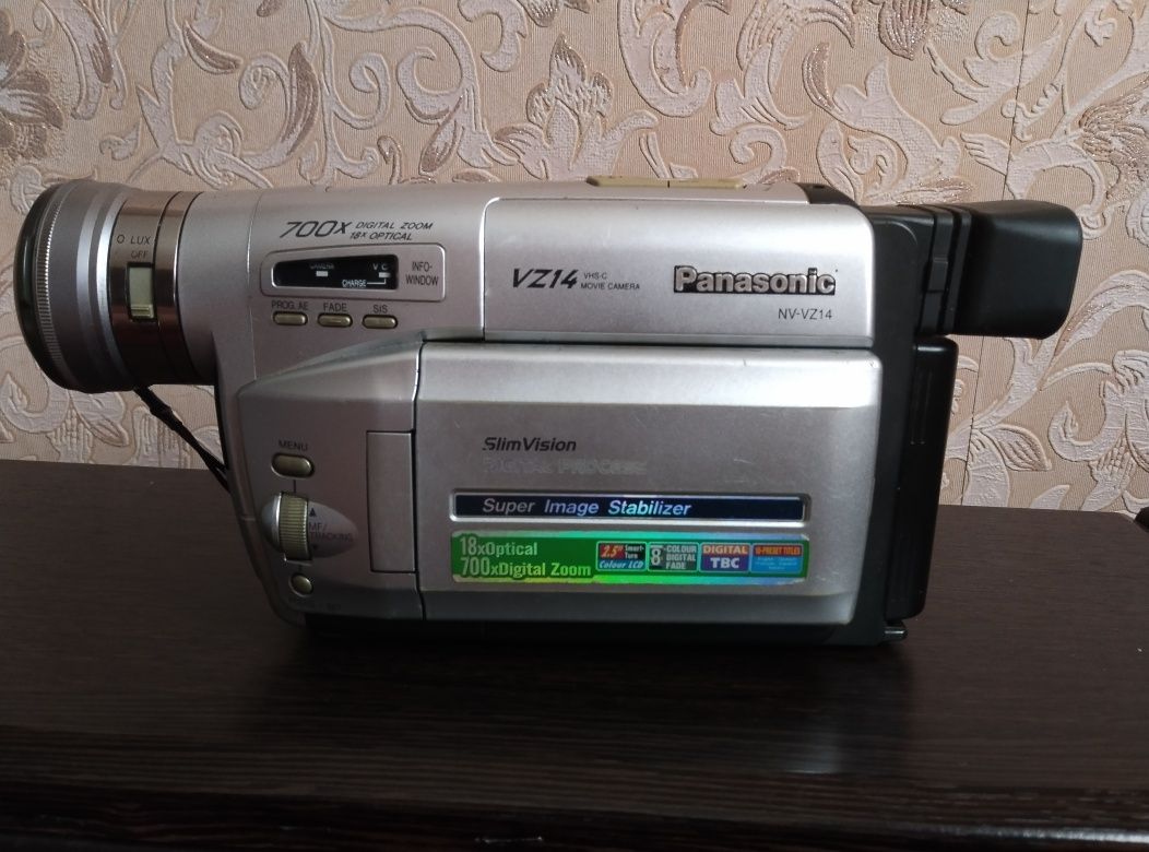 Видеокамера Panasonic vz14