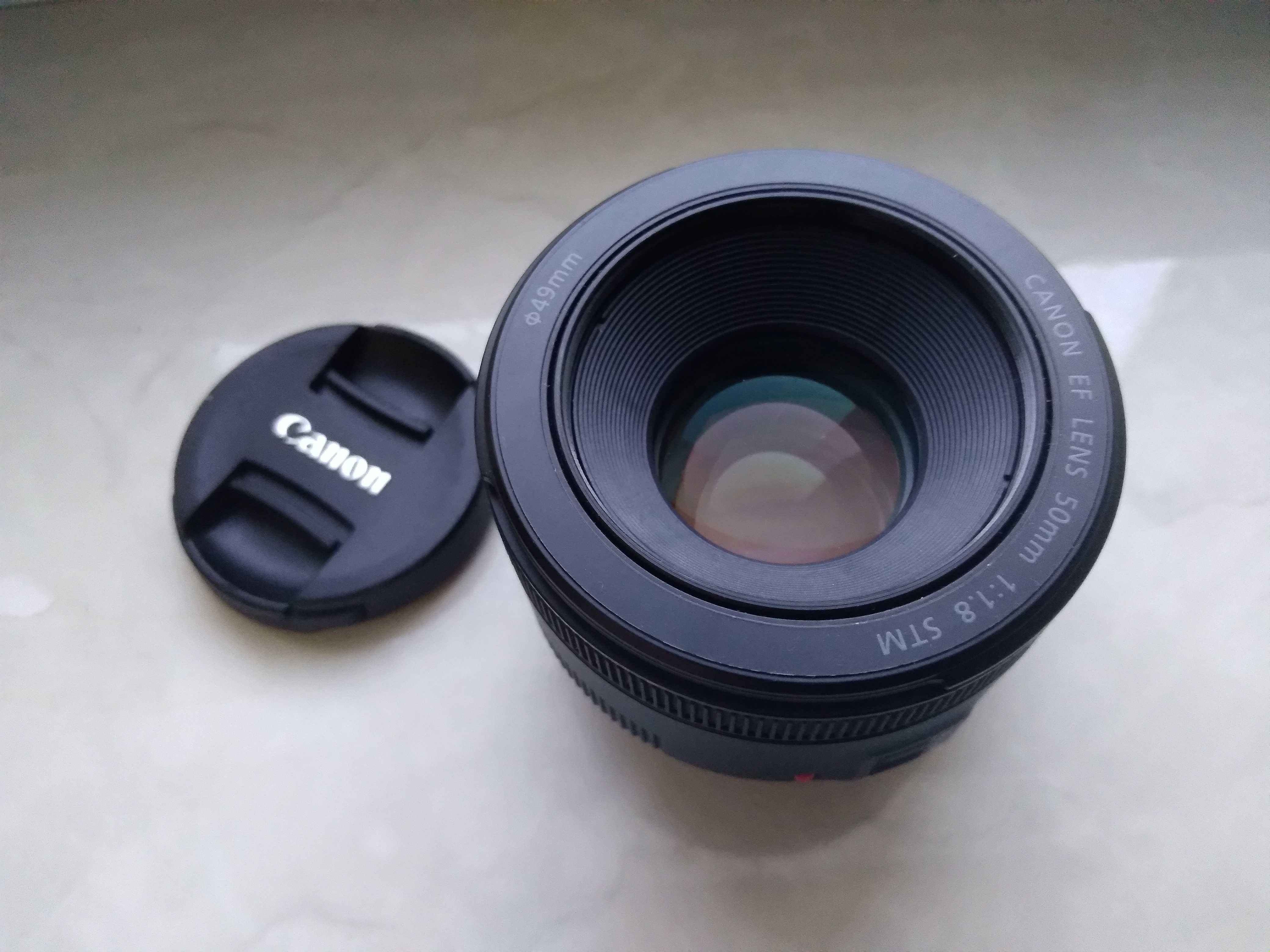 Canon EF 50mm f/1.8 STM