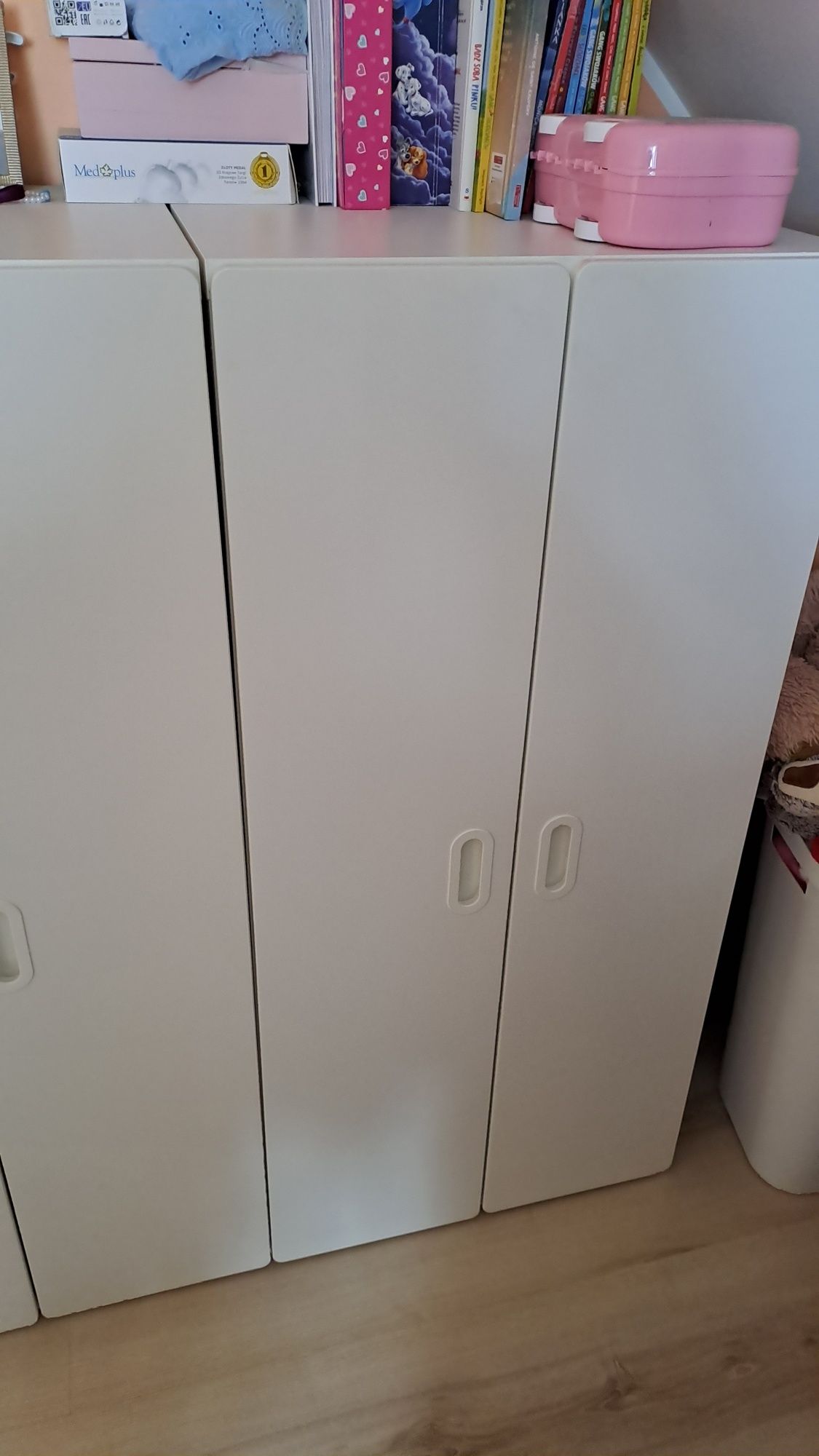 Smastad Ikea Szafa do pokoju dziecięcego meble dziecięce białe półki