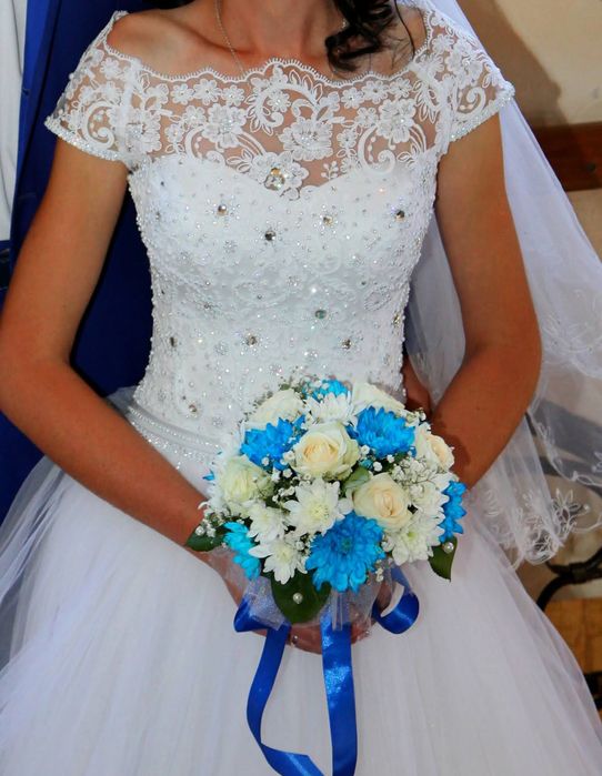 Свадебное платье б/у