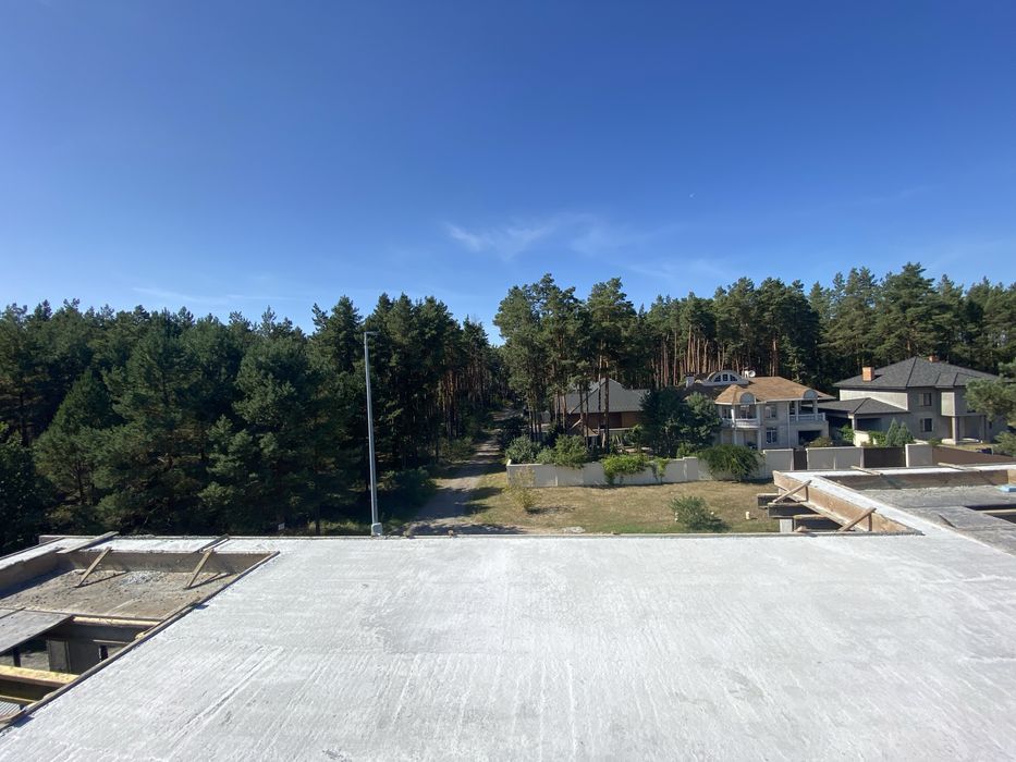 Без%Однокімнатна квартира,біля хвойного лісу та озера,5хв метро Лісова