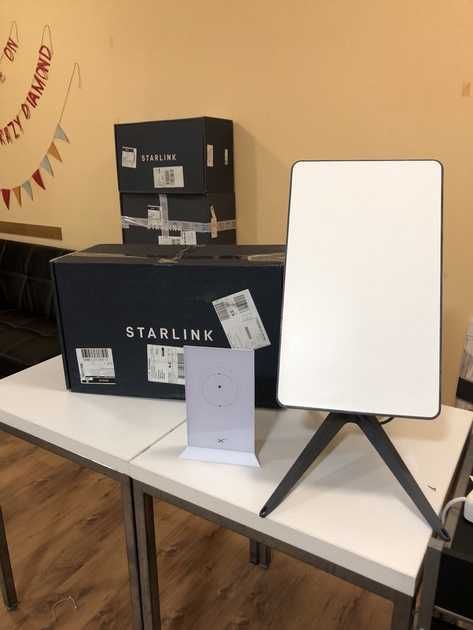 Спутниковий модем Starlink Internet Satellite Dish Kit (UTA-212)