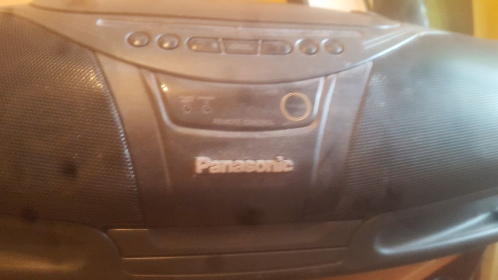 Sprzedam magnetofon Panasonica