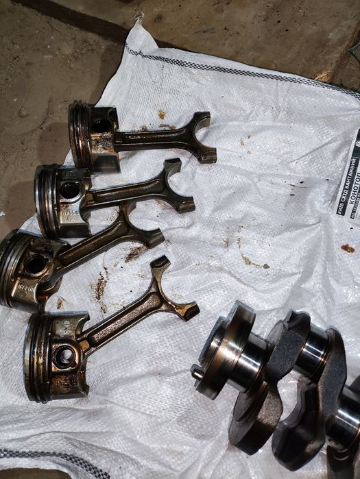 5H60H -Коленвал Renault 1.4 TCE H4J  деталі  також інші