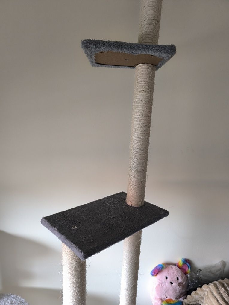 Arranhador gato extensível
