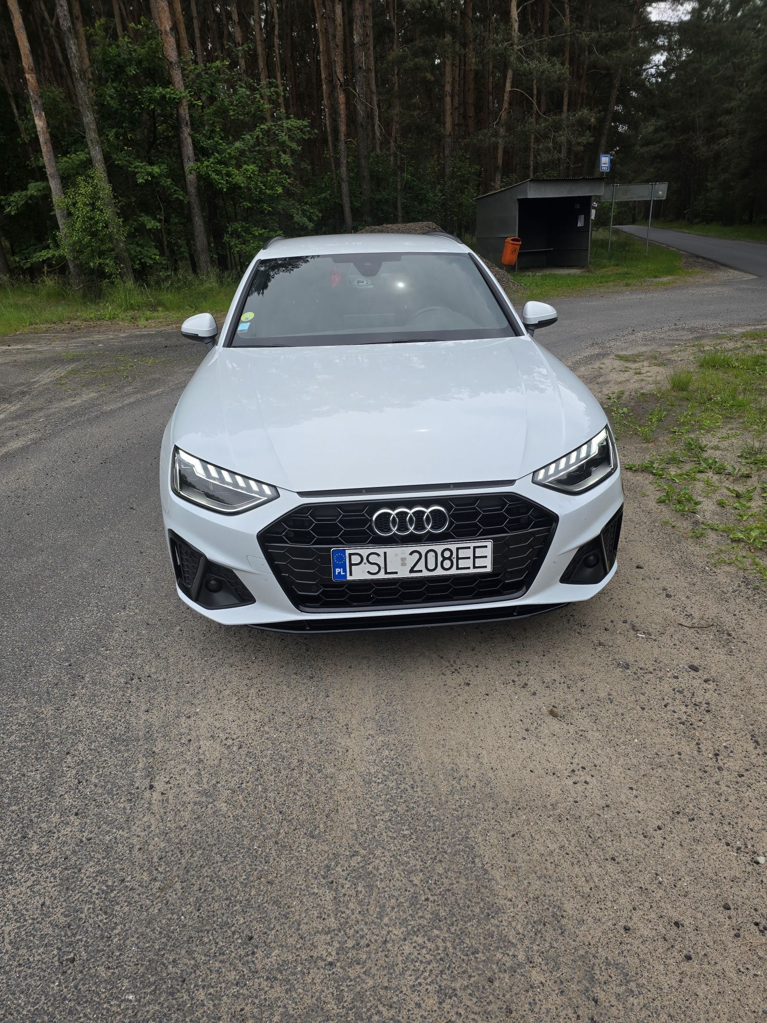 Audi A4 B9 2.0 204km S-line