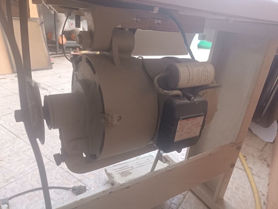 Maquinista cozer industrial